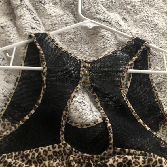 Leopard print tank from The Buckle - Picture 3 of 3